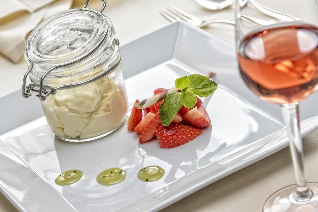 Hotel Armin Selva di Val Gardena Bagian luar foto