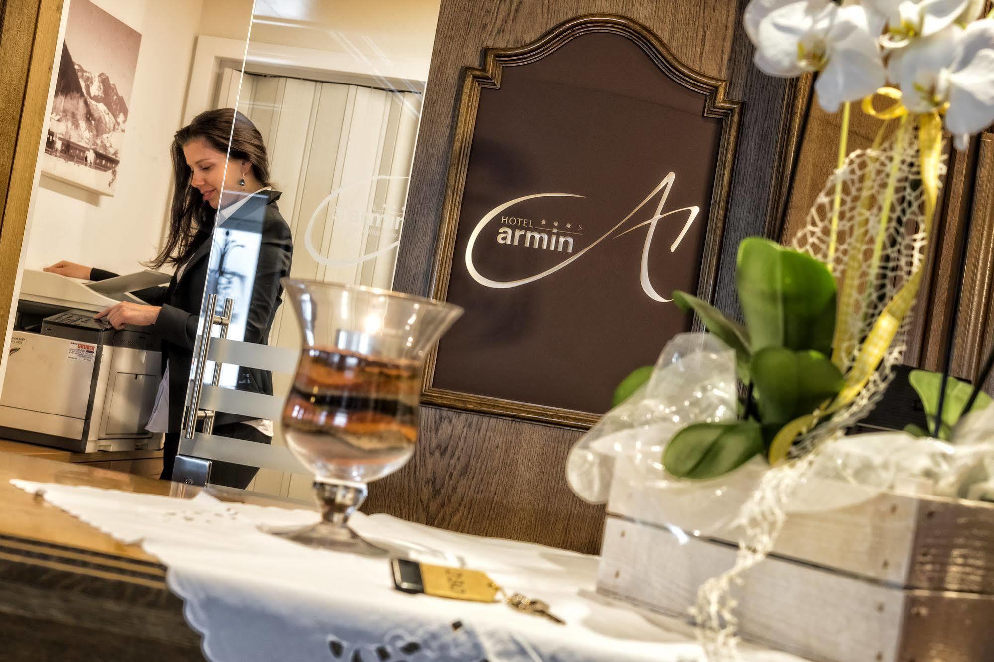 Hotel Armin Selva di Val Gardena Bagian luar foto